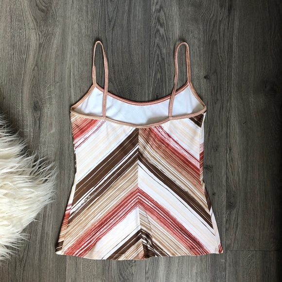 VIA MODA Basic Tank - Picture 4 of 4